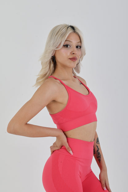 Raspberry Seamless Sporcu Büstiyer – Hafif & Şık Duruş