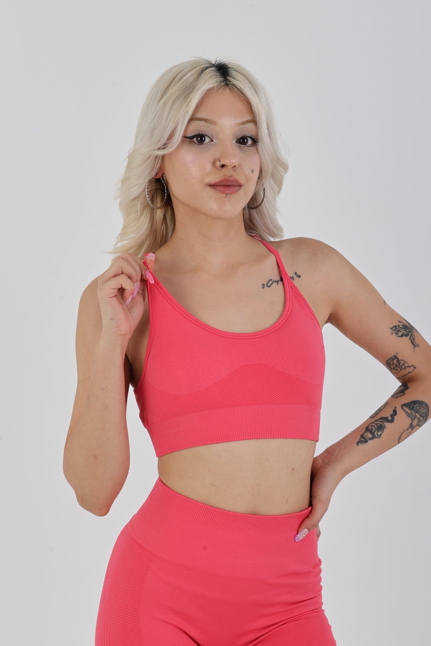 Raspberry Seamless Sporcu Büstiyer – Hafif & Şık Duruş
