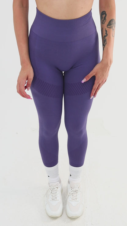 Yüksek Bel Seamless Toparlayıcı Spor Tayt – Skipper Blue | Push-Up Etkili & Nefes Alan Kumaş