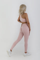 Rose Shadow Seamless Spor Takım – Yüksek Bel Toparlayıcı Tayt & Destekleyici Büstiyer | Push-Up Etkili & Nefes Alır